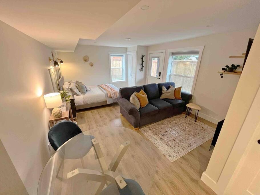 Modern Studio With Soft Tub And Mountain Views - Ratcliffe Guest Suite Дънкан Екстериор снимка